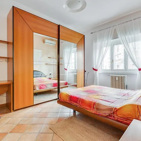 Guesthost - Darsena & Navigli Cosy Flat Apartamento