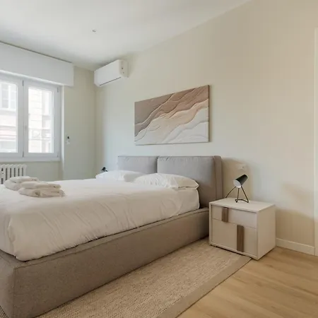 Guesthost - Darsena & Navigli Cosy Flat * 밀라노