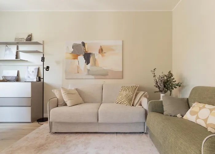 Daire Guesthost - Darsena & Navigli Cosy Flat Milano